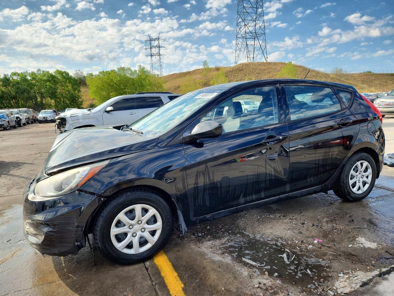 KMHCT5AE8DU087779 · 2013 HYUNDAI ACCENT