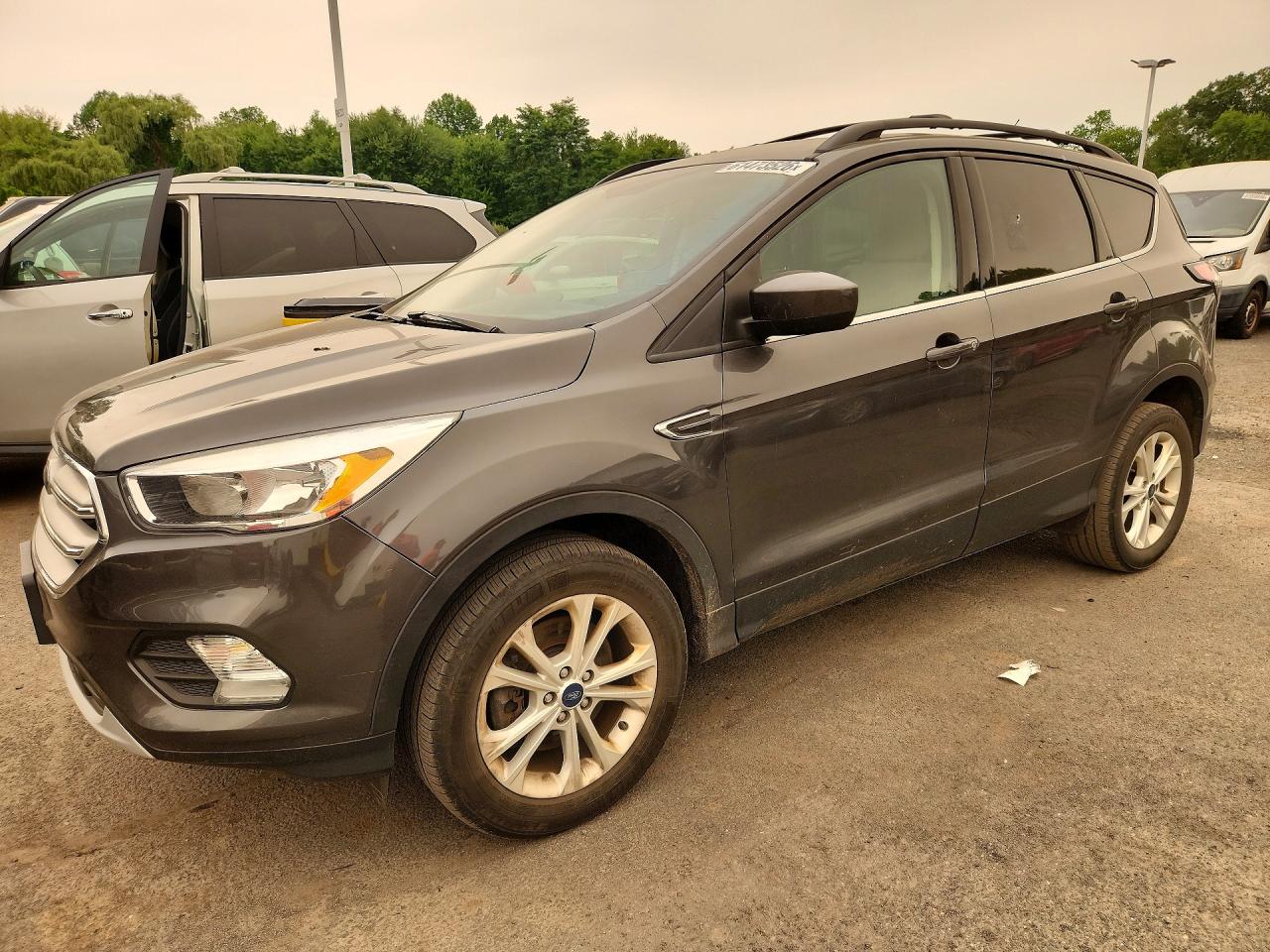 1FMCU9GD0JUC98408 · 2018 FORD ESCAPE