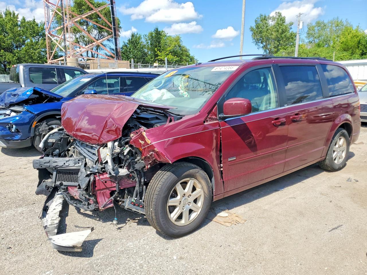 2A8HR54P48R803434 · 2008 CHRYSLER TOWN & COUNTRY