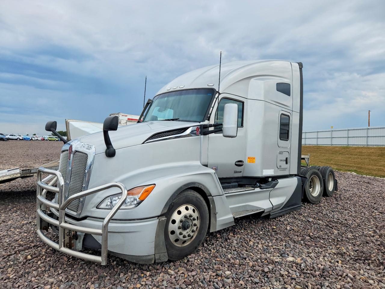 2023 KENWORTH T680