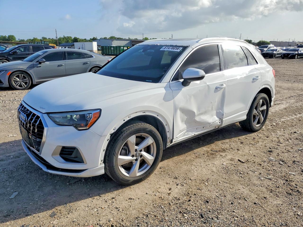 WA1AECF30L1028642 · 2020 AUDI Q3