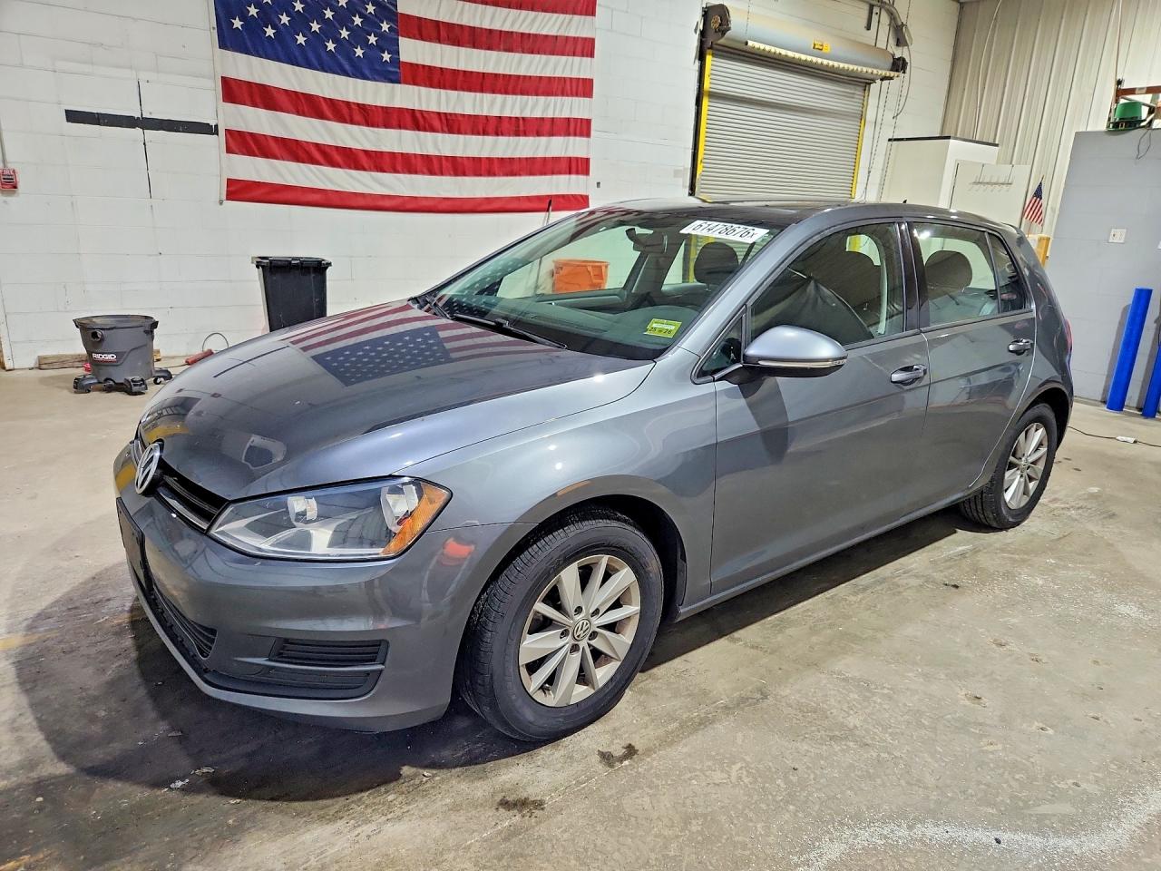 3VW217AU9GM015696 · 2016 VOLKSWAGEN GOLF