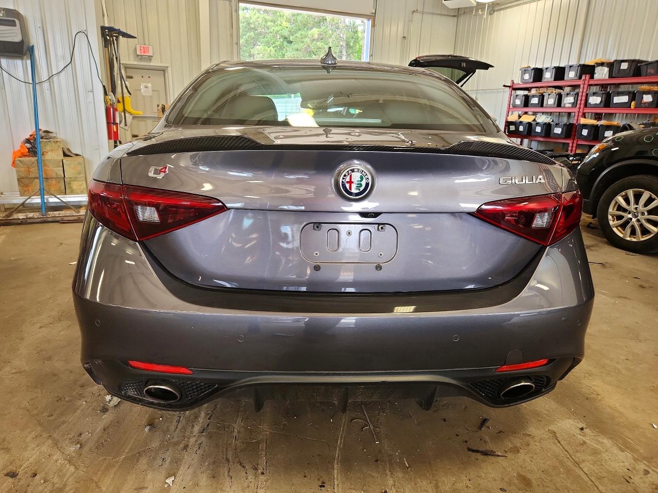 ZARFAEENXH7542322 · 2017 ALFA ROMEO GIULIA · 6/12