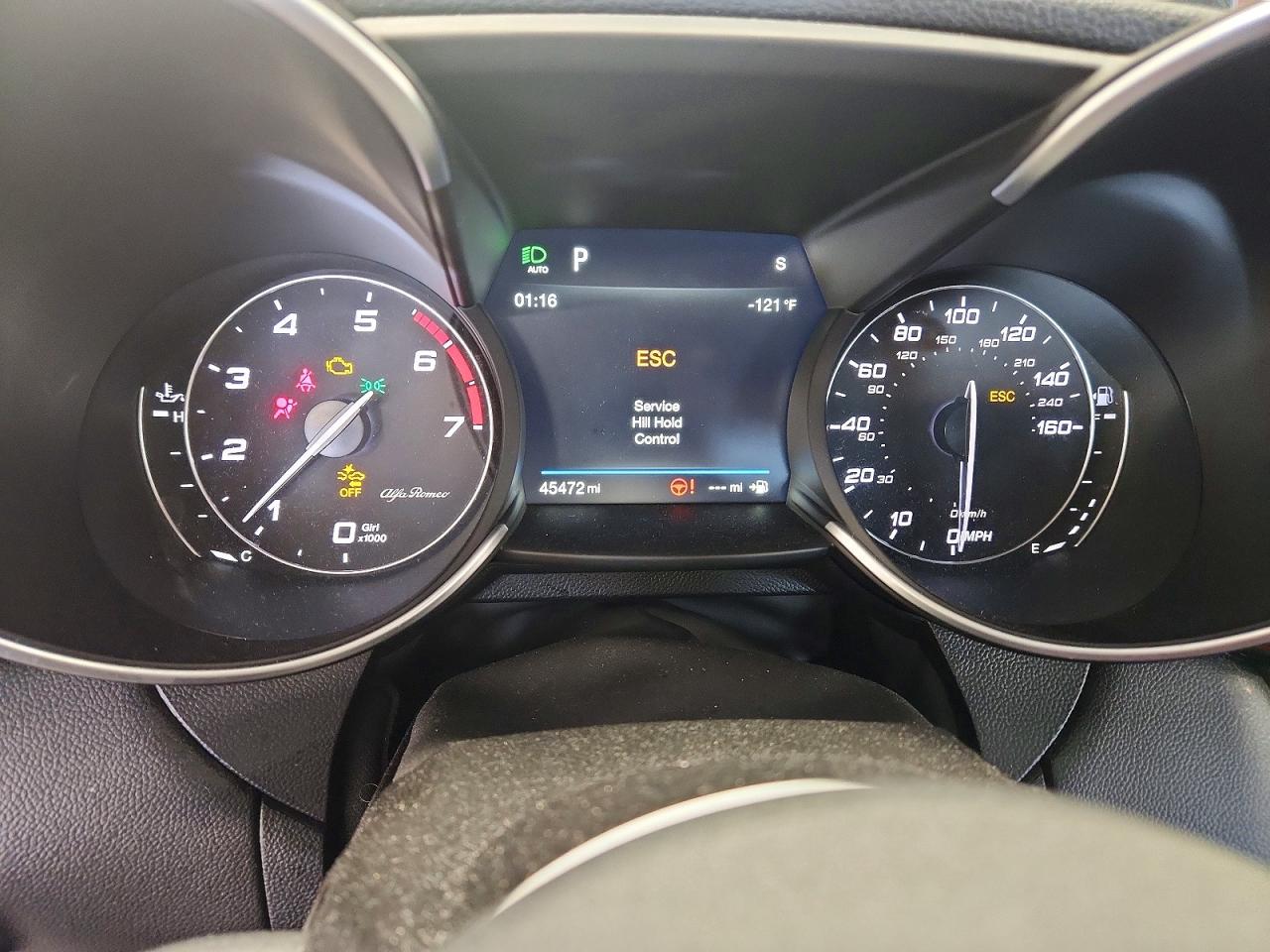 ZARFAEENXH7542322 · 2017 ALFA ROMEO GIULIA · 9/12