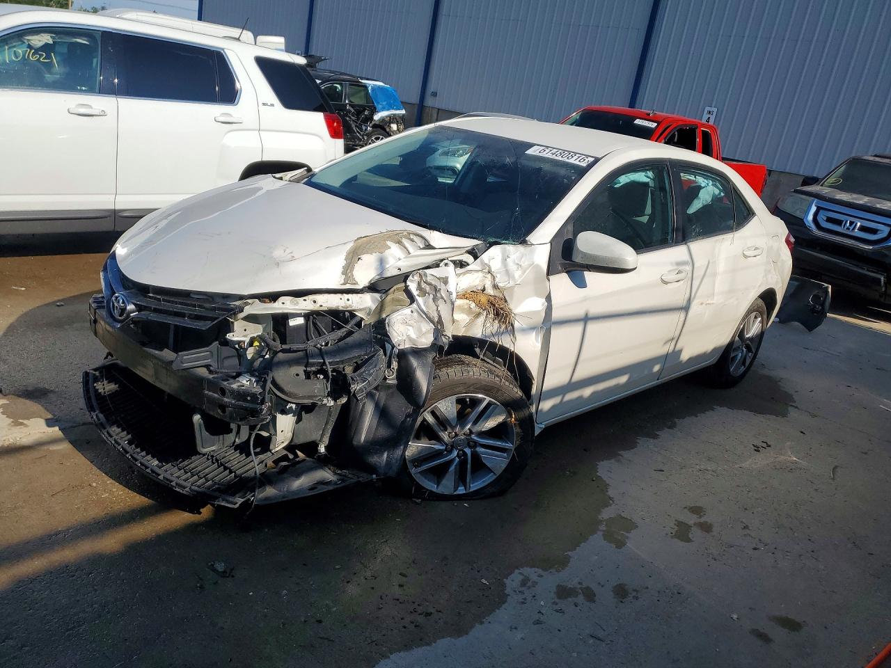 5YFBPRHE4FP232852 · 2015 TOYOTA COROLLA