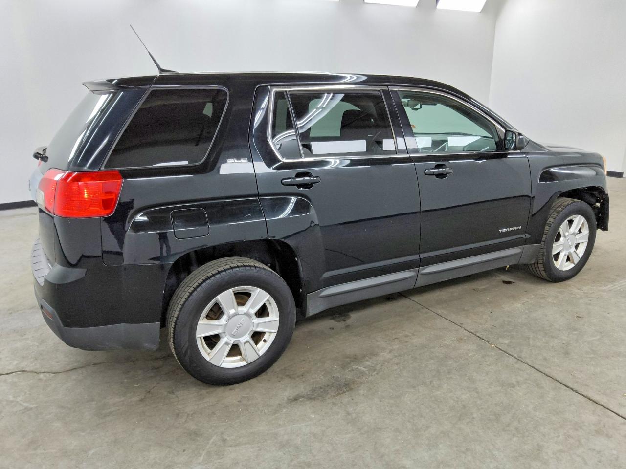 2GKALMEK8C6175349 · 2012 GMC TERRAIN · 3/13