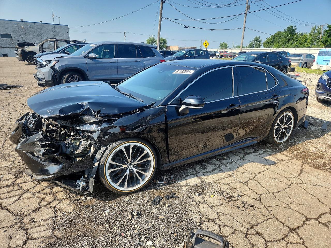 4T1B11HK5JU538636 · 2018 TOYOTA CAMRY