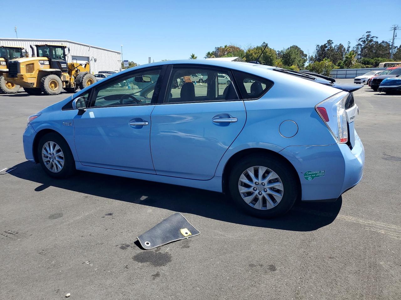 JTDKN3DP4F3074595 · 2015 TOYOTA PRIUS PLUG-IN HYBRID · 2/12