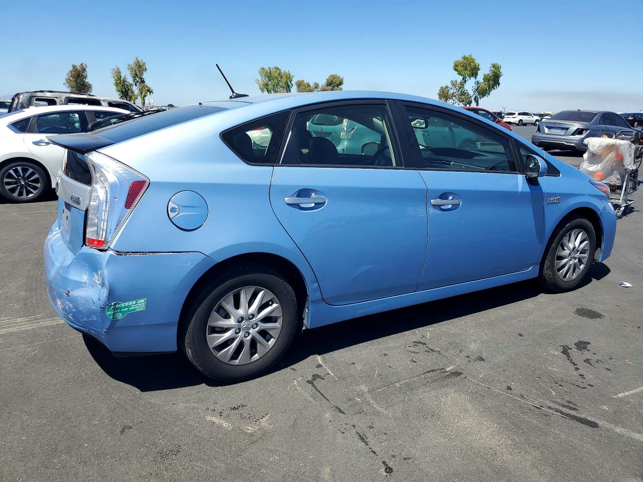 JTDKN3DP4F3074595 · 2015 TOYOTA PRIUS PLUG-IN HYBRID · 3/12