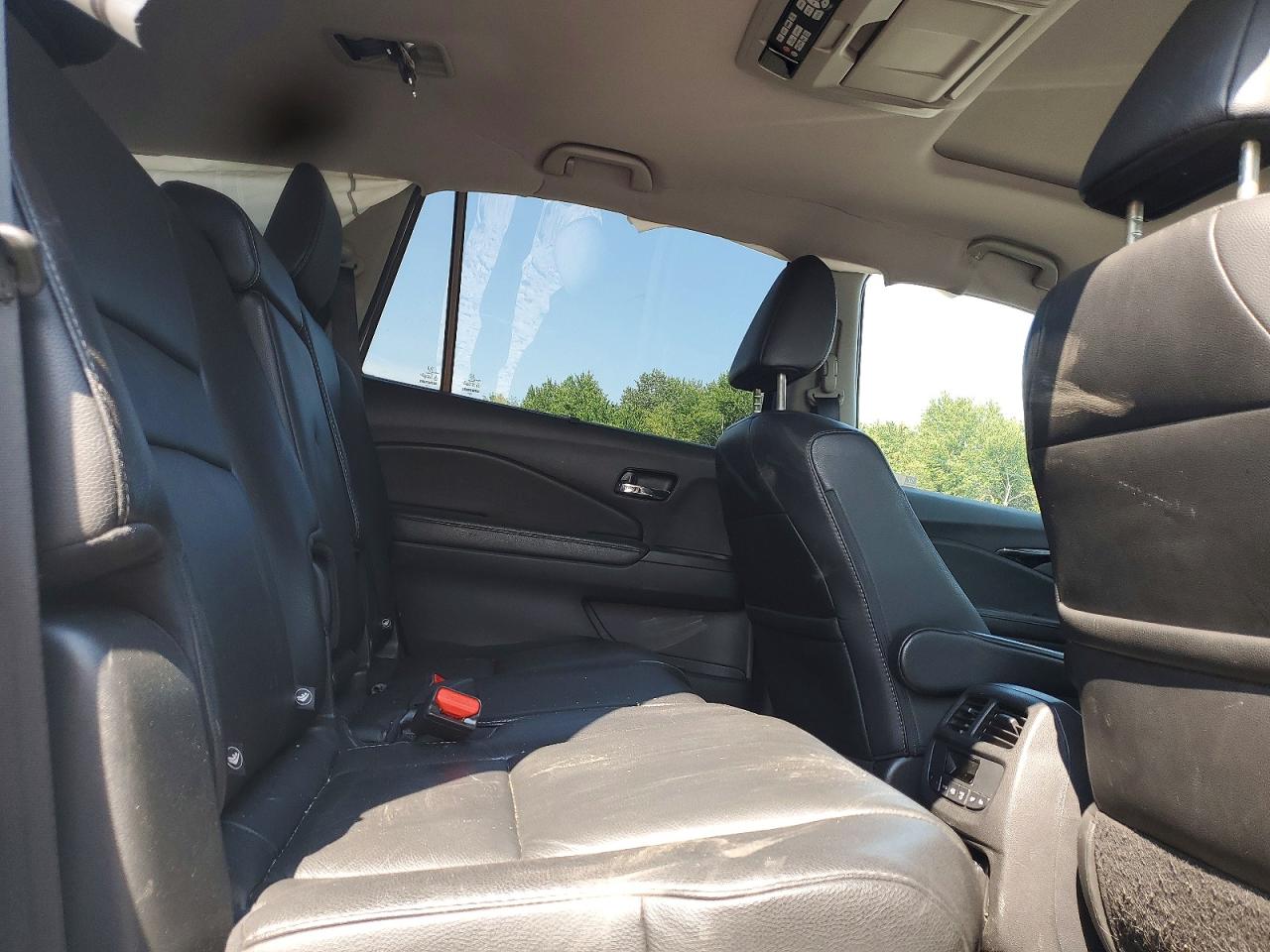 5FNYF6H97JB012043 · 2018 HONDA PILOT · 11/14