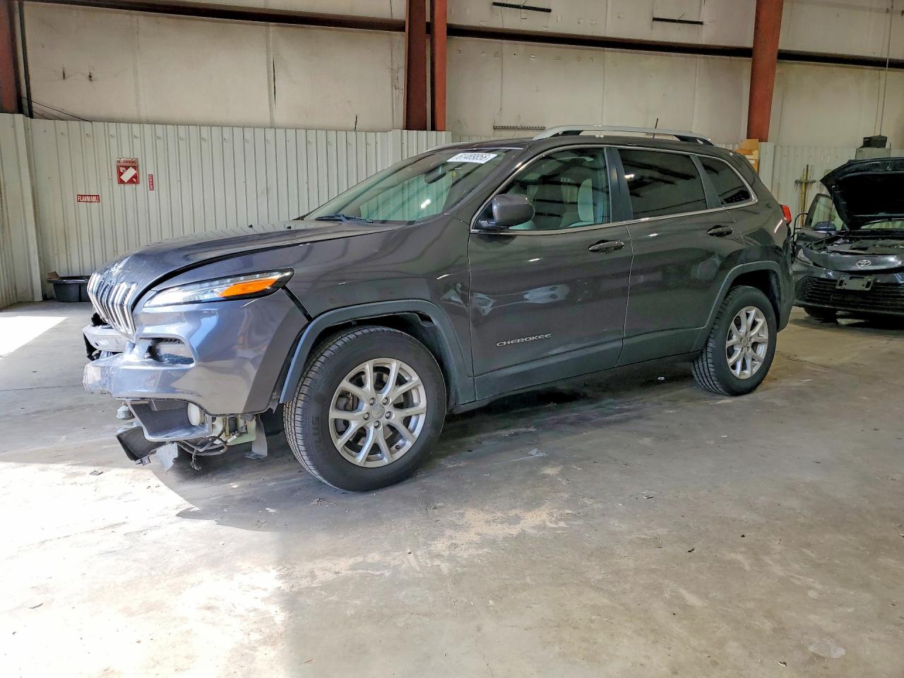 1C4PJMCB3GW375193 · 2016 JEEP CHEROKEE