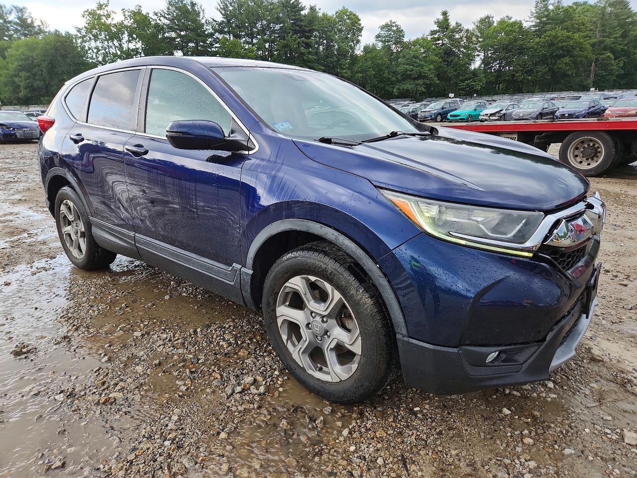 7FARW2H88JE005935 · 2018 HONDA CR-V · 4/13