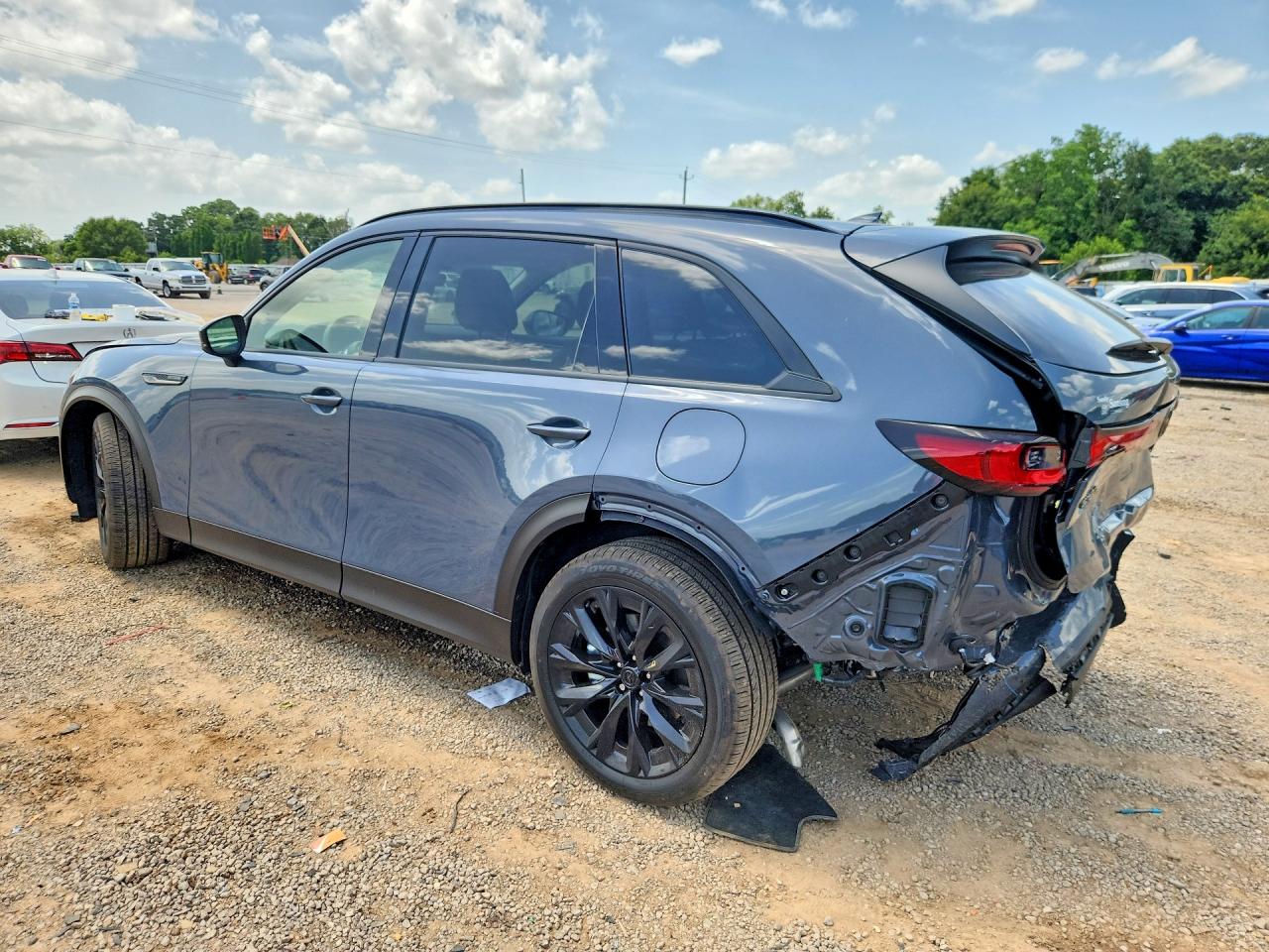JM3KKCHD2T1383845 · 2026 MAZDA CX-90 · 2/13