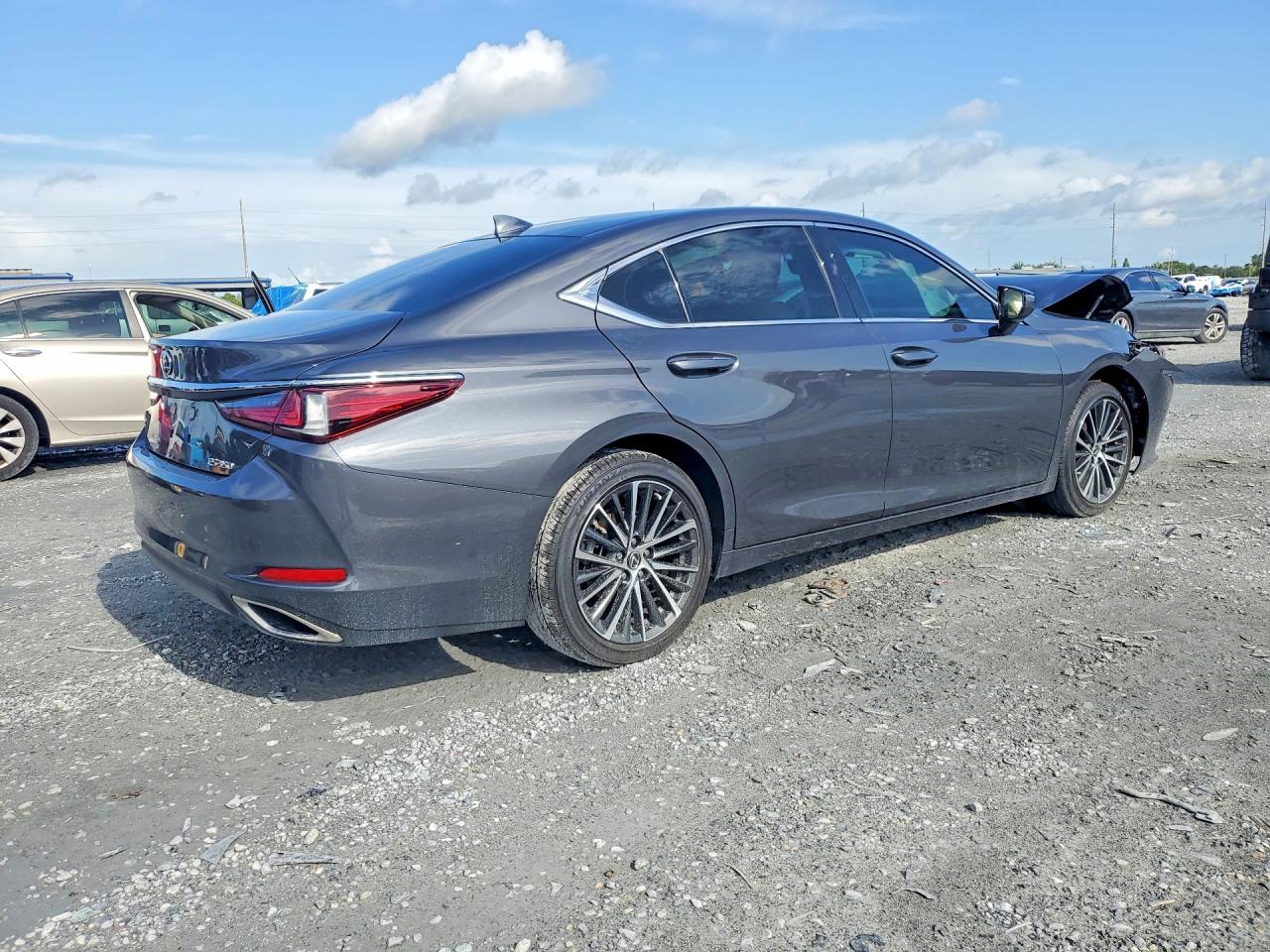 58ADZ1B15SU208636 · 2025 LEXUS ES 350 · 3/12