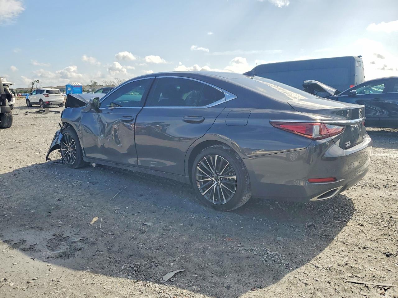58ADZ1B15SU208636 · 2025 LEXUS ES 350 · 2/12