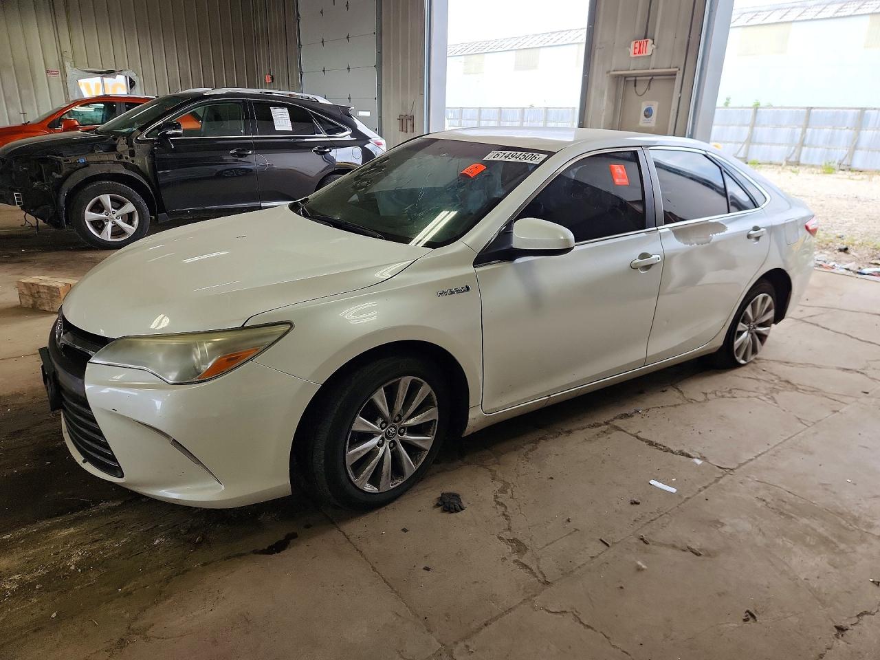 2015 TOYOTA CAMRY HYBRID
