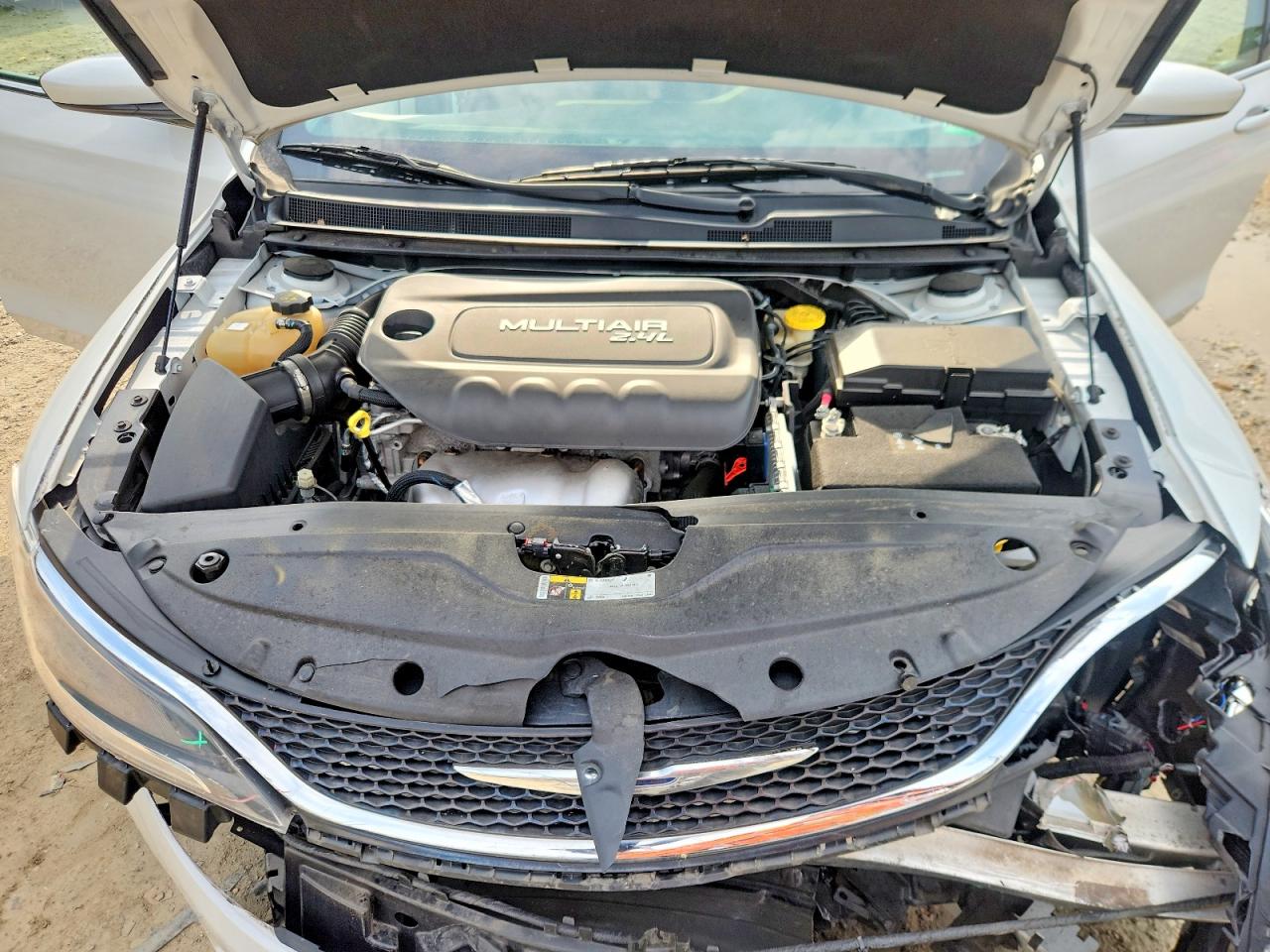 1C3CCCAB7FN667492 · 2015 CHRYSLER 200 · 11/13