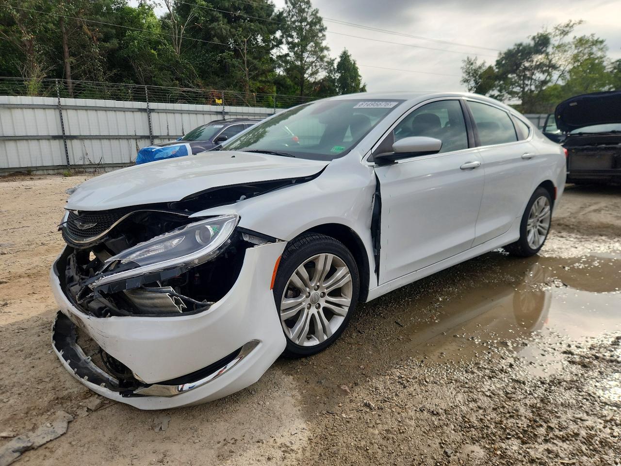 2015 CHRYSLER 200