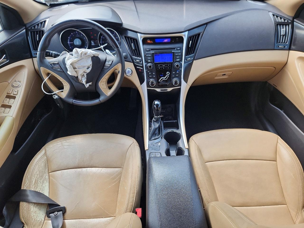 5NPEC4ABXDH732732 · 2013 HYUNDAI SONATA · 8/13
