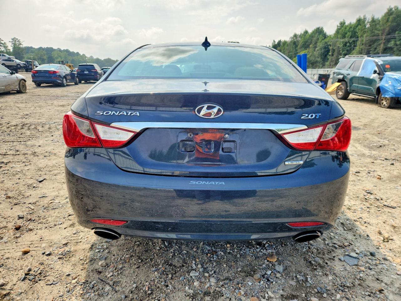 5NPEC4ABXDH732732 · 2013 HYUNDAI SONATA · 6/13