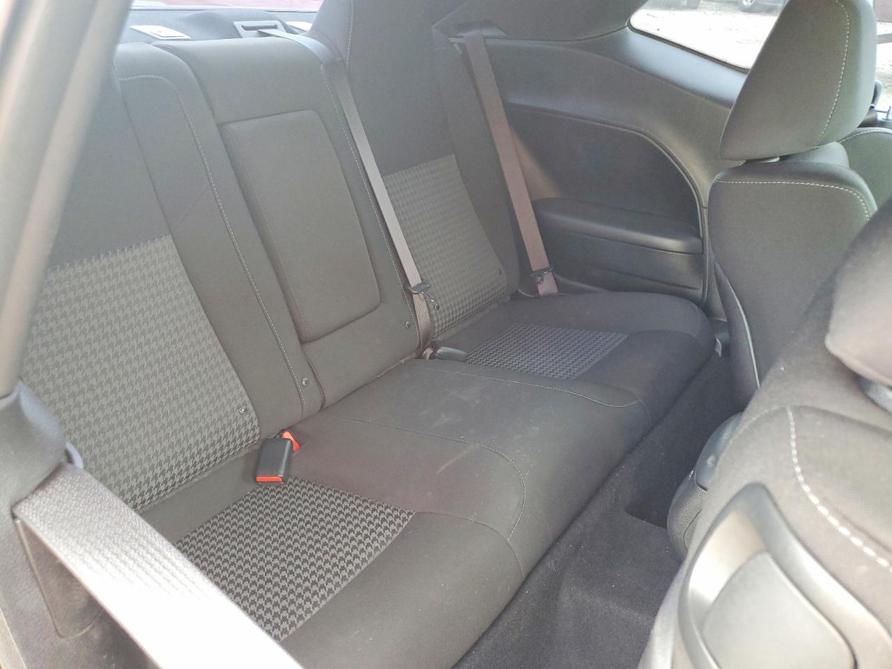 2C3CDZFJ1KH750130 · 2019 DODGE CHALLENGER · 10/12