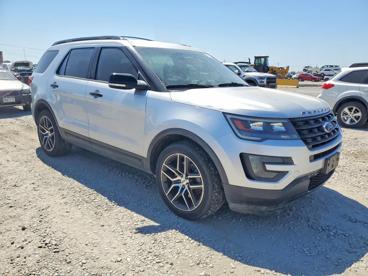 1FM5K8GT8GGA35140 · 2016 FORD EXPLORER · 4/13