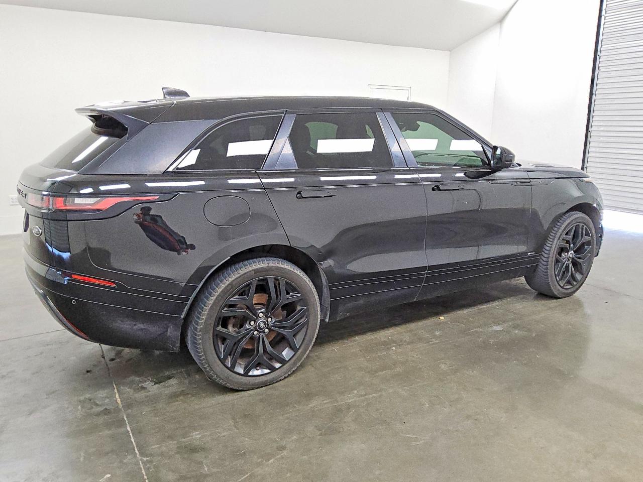 SALYK2EX7LA255430 · 2020 LAND ROVER RANGE ROVER VELAR · 3/13