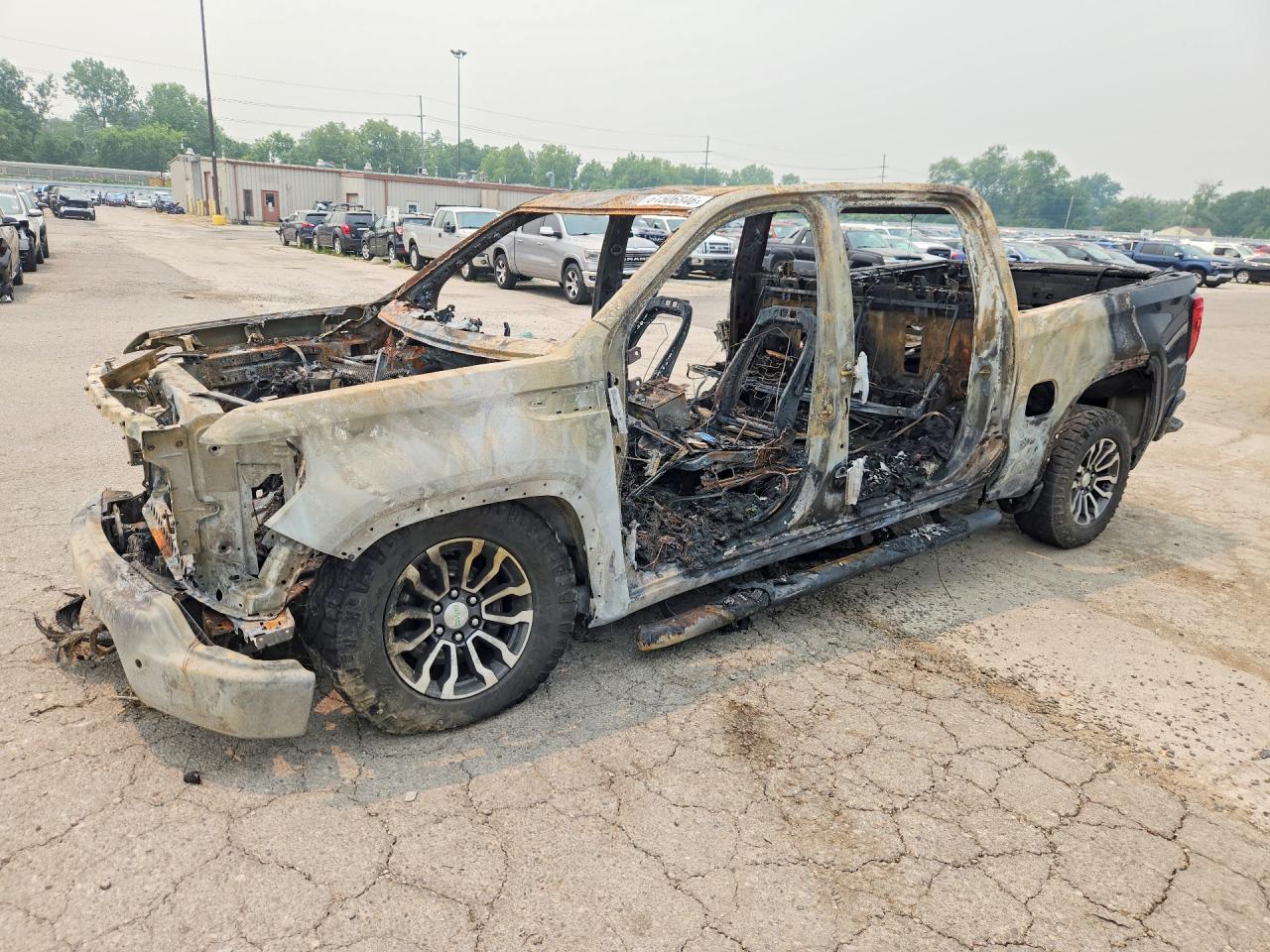1GTU9EET5MZ334727 · 2021 GMC SIERRA