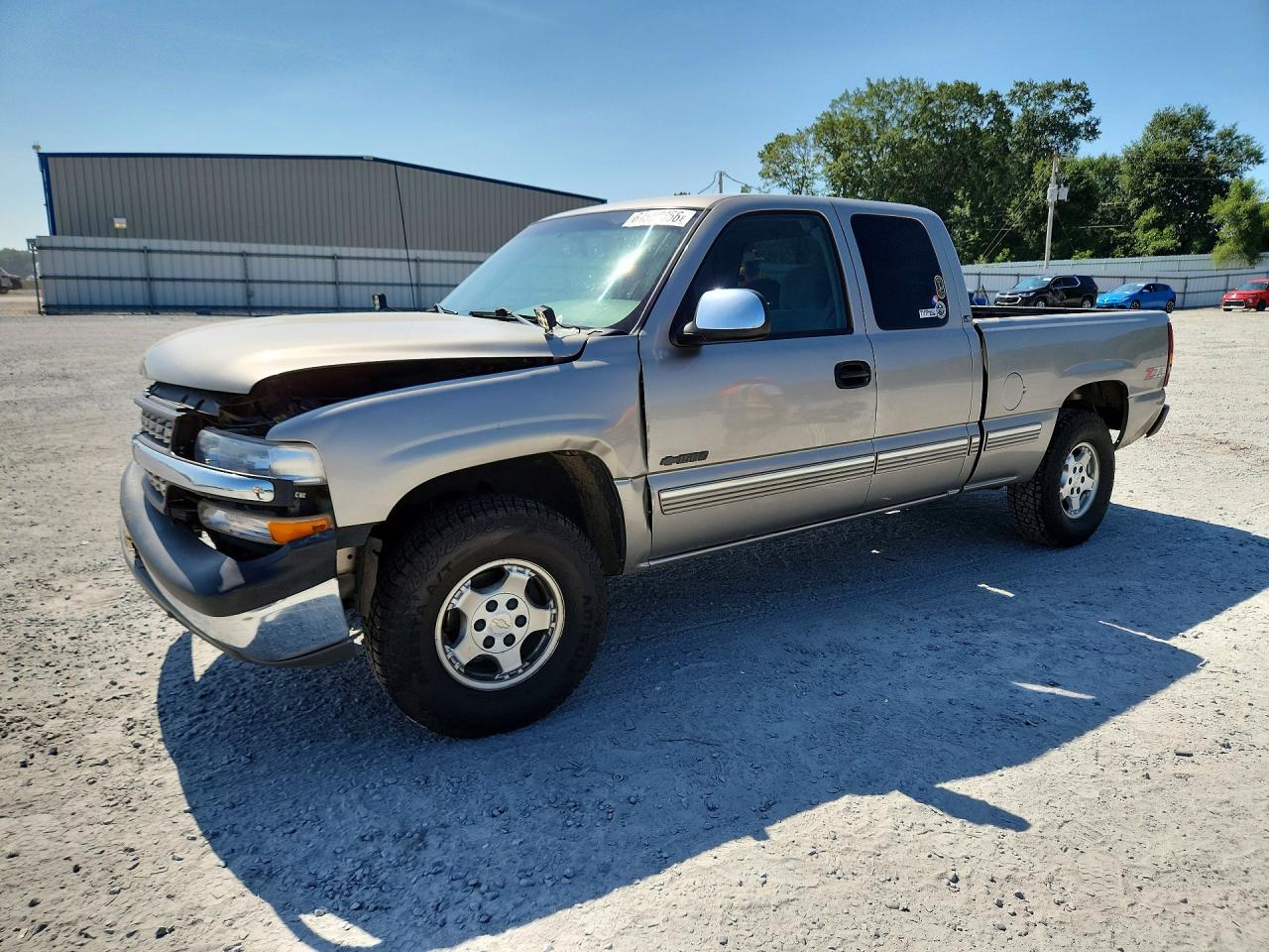 1GCEK19T3YE365838 · 2000 CHEVROLET SILVERADO