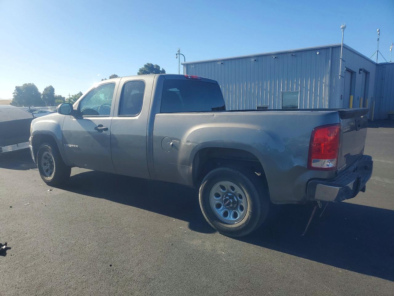 1GTEC19X78Z227194 · 2008 GMC SIERRA · 2/12
