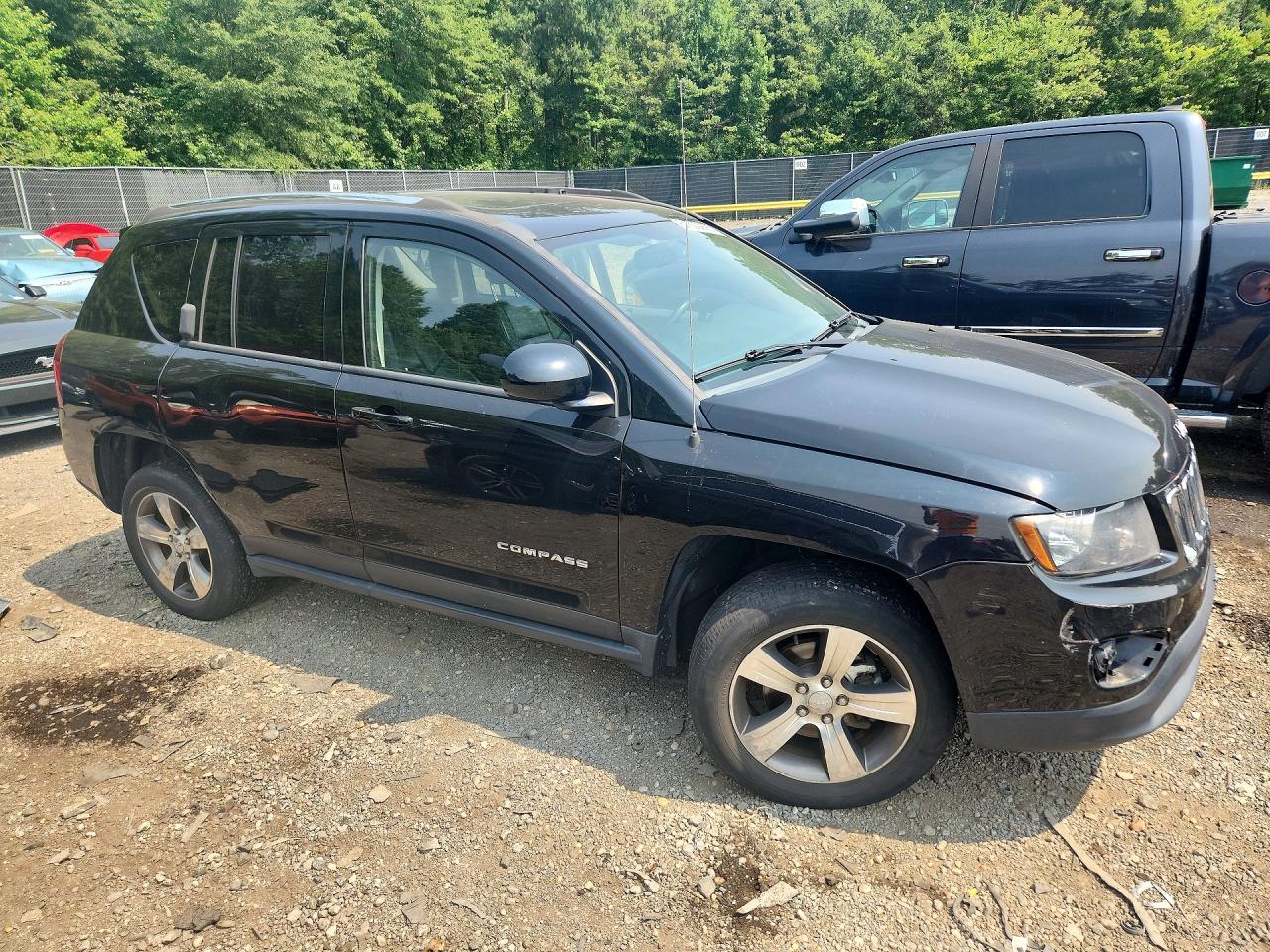 1C4NJDEB3GD696926 · 2016 JEEP COMPASS · 4/13