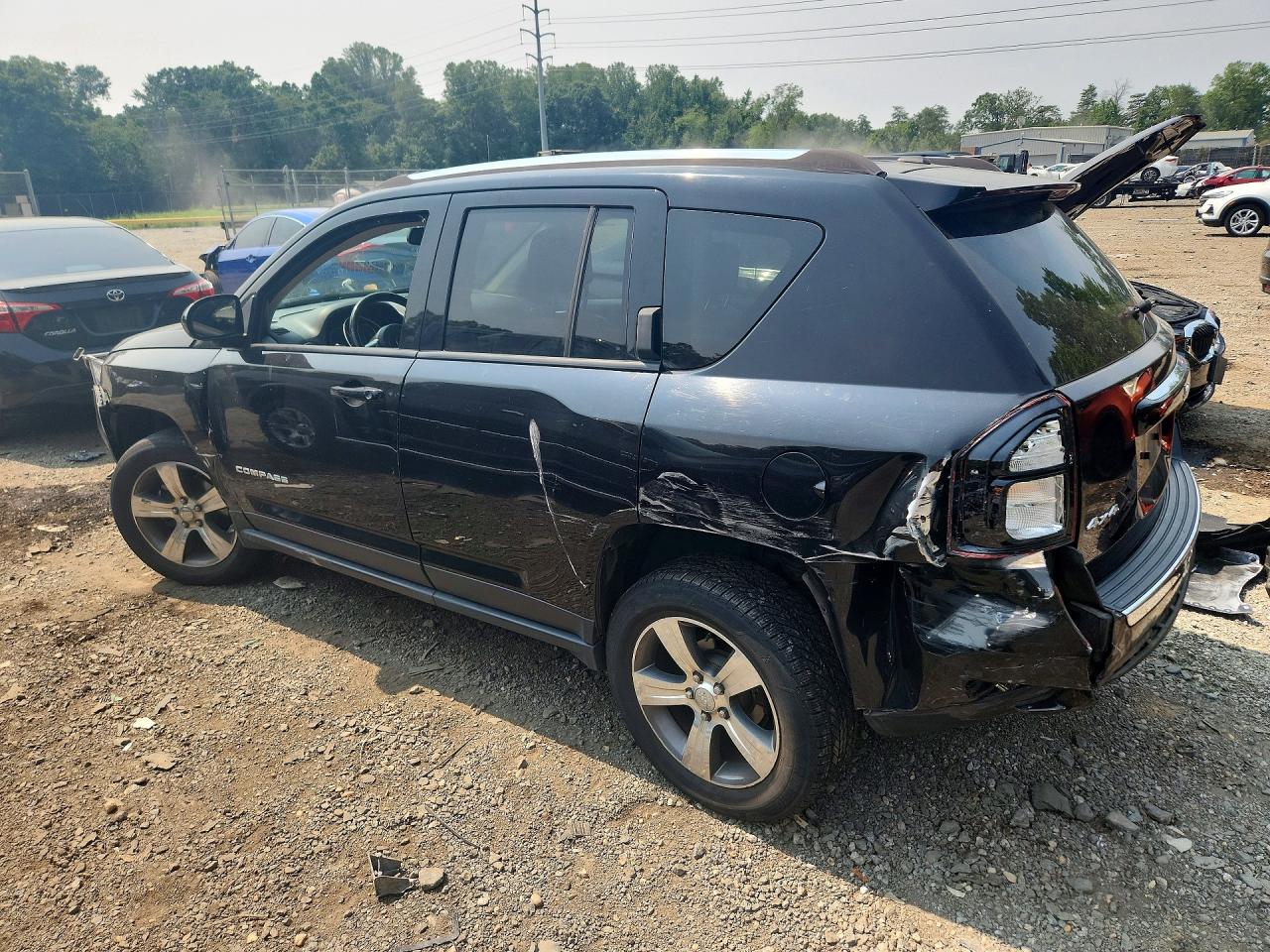 1C4NJDEB3GD696926 · 2016 JEEP COMPASS · 2/13
