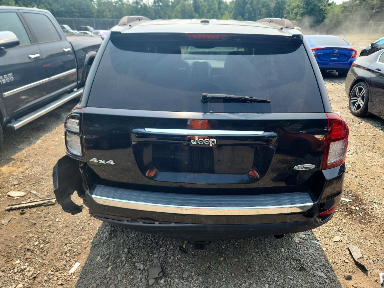 1C4NJDEB3GD696926 · 2016 JEEP COMPASS · 6/13
