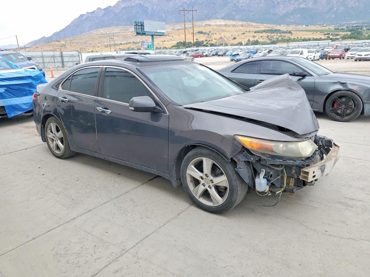 JH4CU2F65BC003758 · 2011 ACURA TSX · 4/13