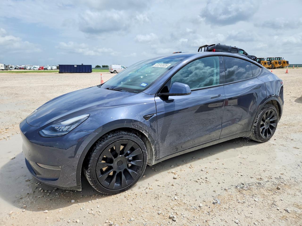 5YJYGDEE3MF076670 · 2021 TESLA MODEL Y