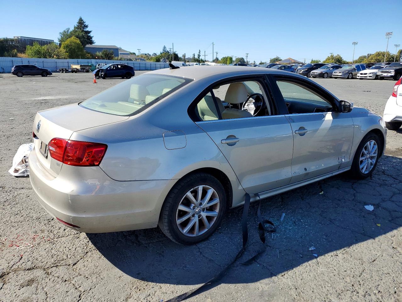 3VWD17AJ1EM242621 · 2014 VOLKSWAGEN JETTA · 3/12