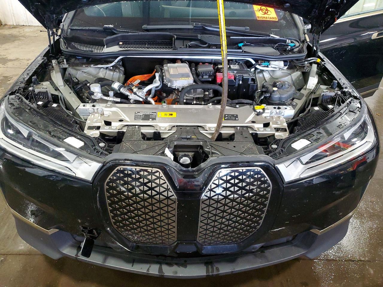 WB523CF02SCU36158 · 2025 BMW IX · 11/12