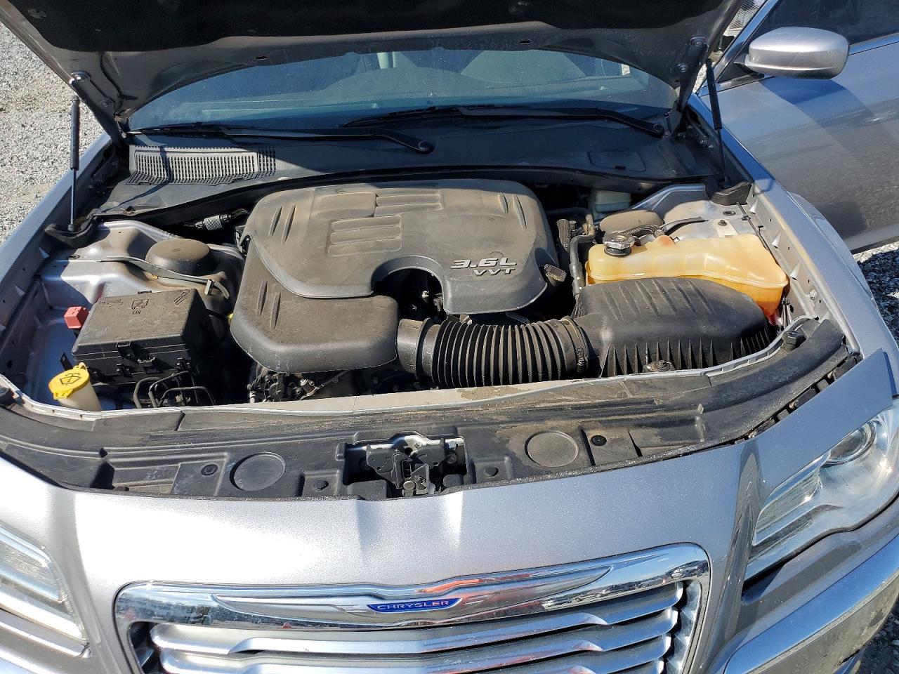 2C3CCAAG4EH175669 · 2014 CHRYSLER 300 · 11/12