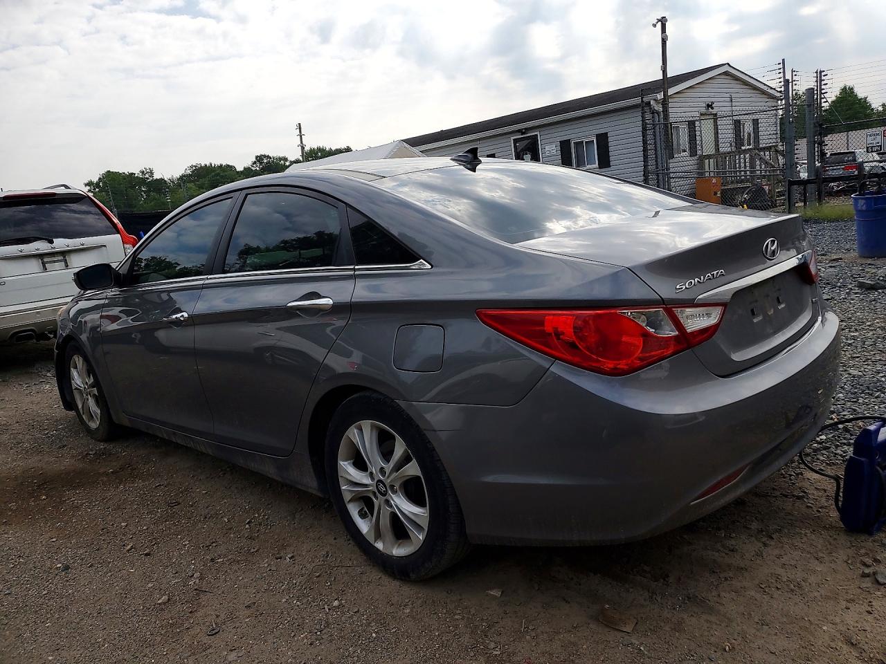 5NPEC4AC6DH619644 · 2013 HYUNDAI SONATA · 2/12