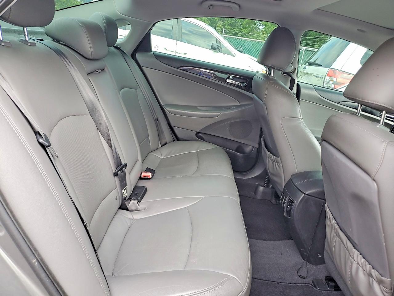 5NPEC4AC6DH619644 · 2013 HYUNDAI SONATA · 10/12