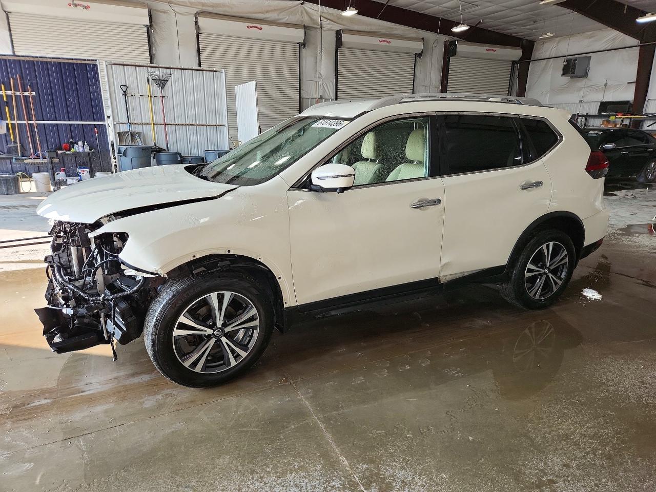 JN8AT2MVXKW390803 · 2019 NISSAN ROGUE