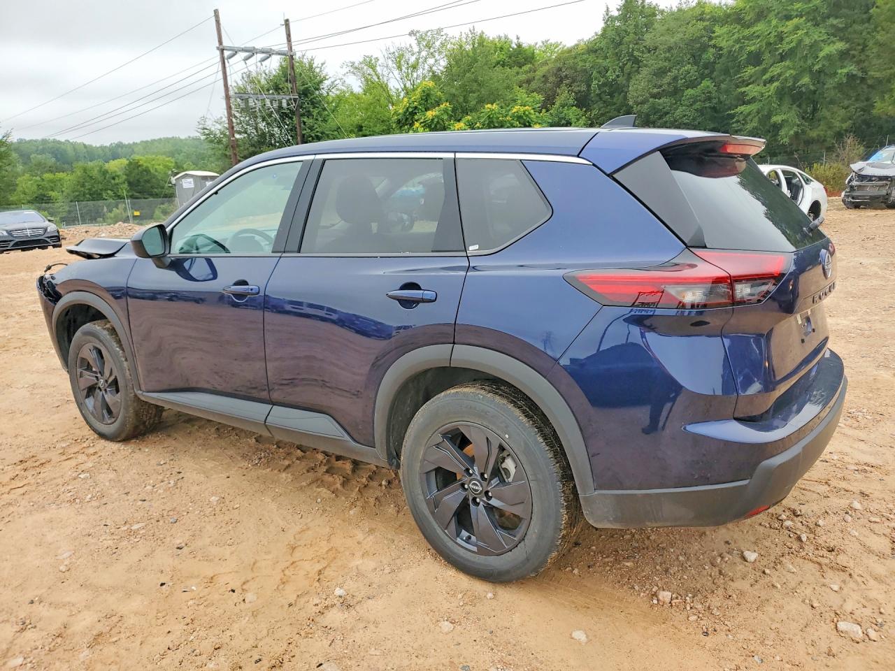 5N1BT3BAXTC761382 · 2026 NISSAN ROGUE · 2/13