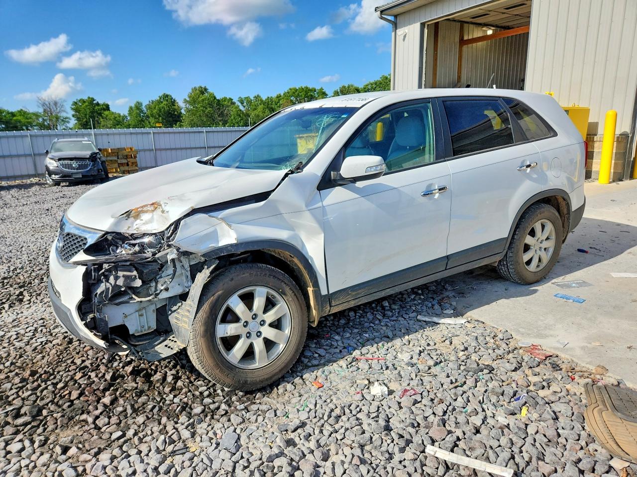 5XYKT3A1XBG045565 · 2011 KIA SORENTO