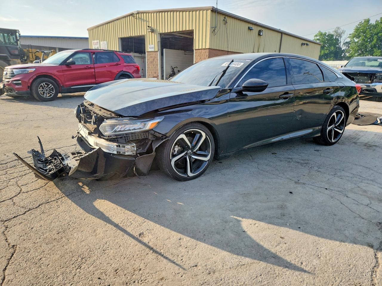 1HGCV1F33KA171894 · 2019 HONDA ACCORD