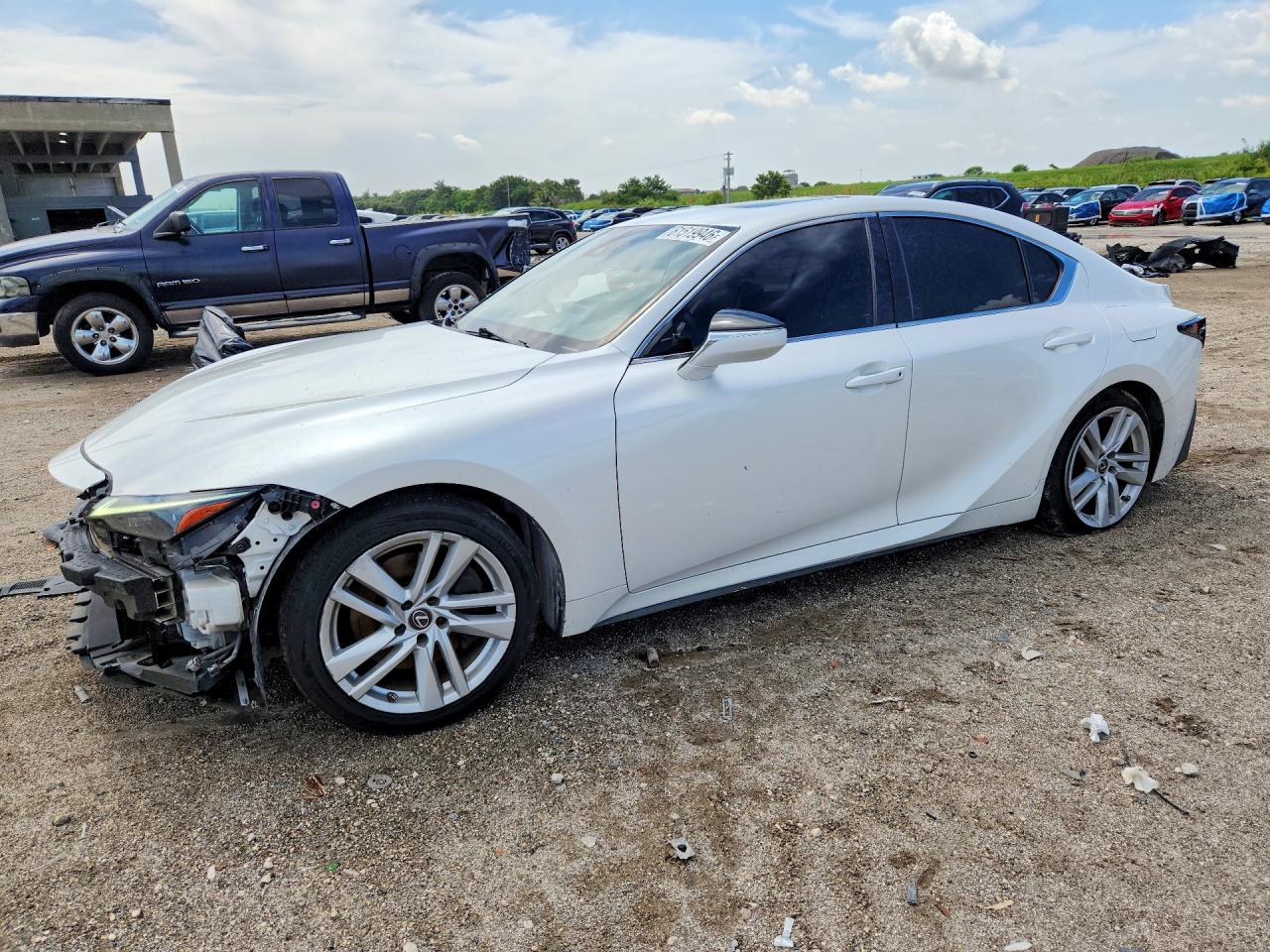 JTHCA1D26M5116807 · 2021 LEXUS IS