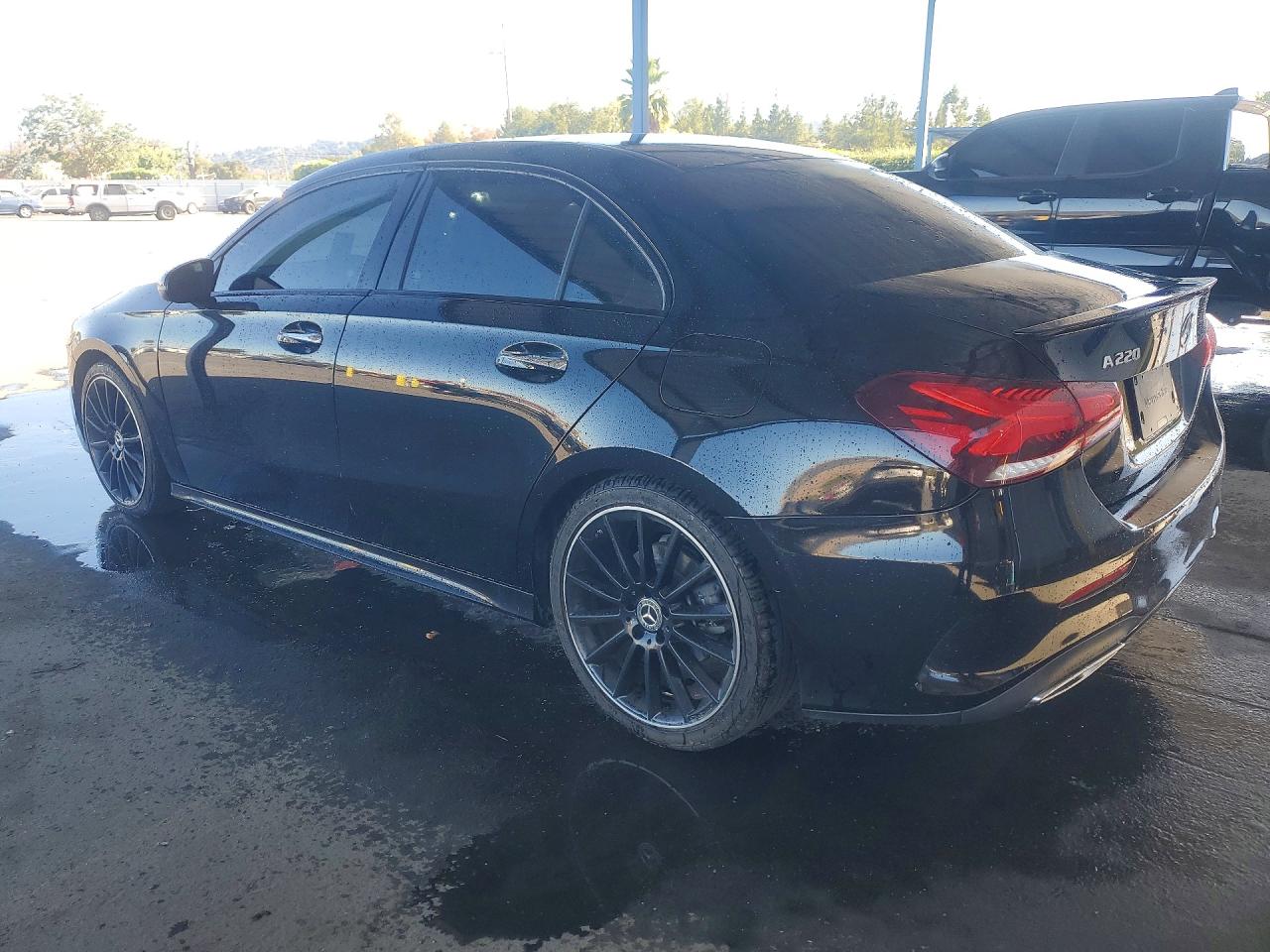 WDD3G4EB1KW025991 · 2019 MERCEDES-BENZ A · 2/12