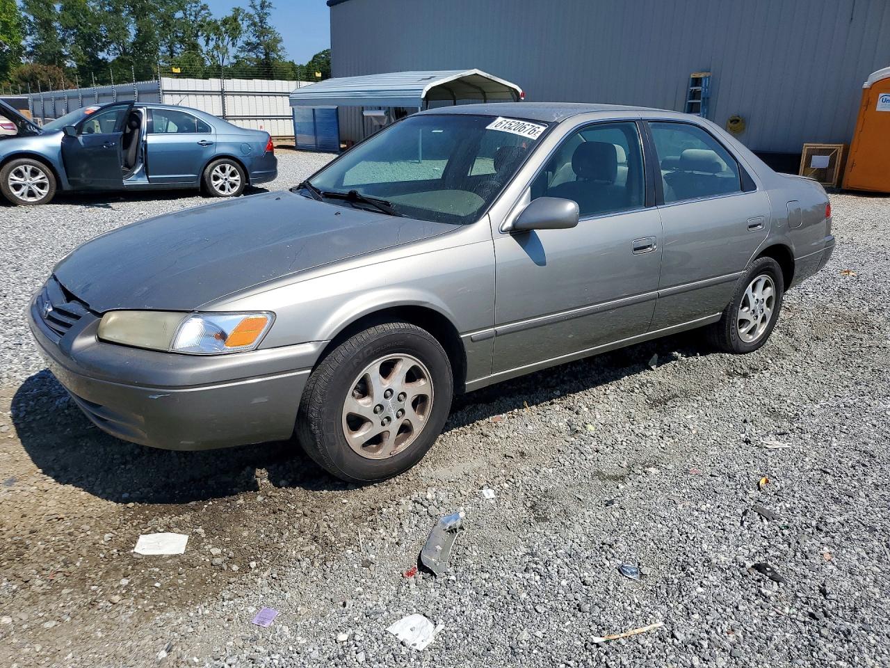 JT2BF28K5X0157955 · 1999 TOYOTA CAMRY