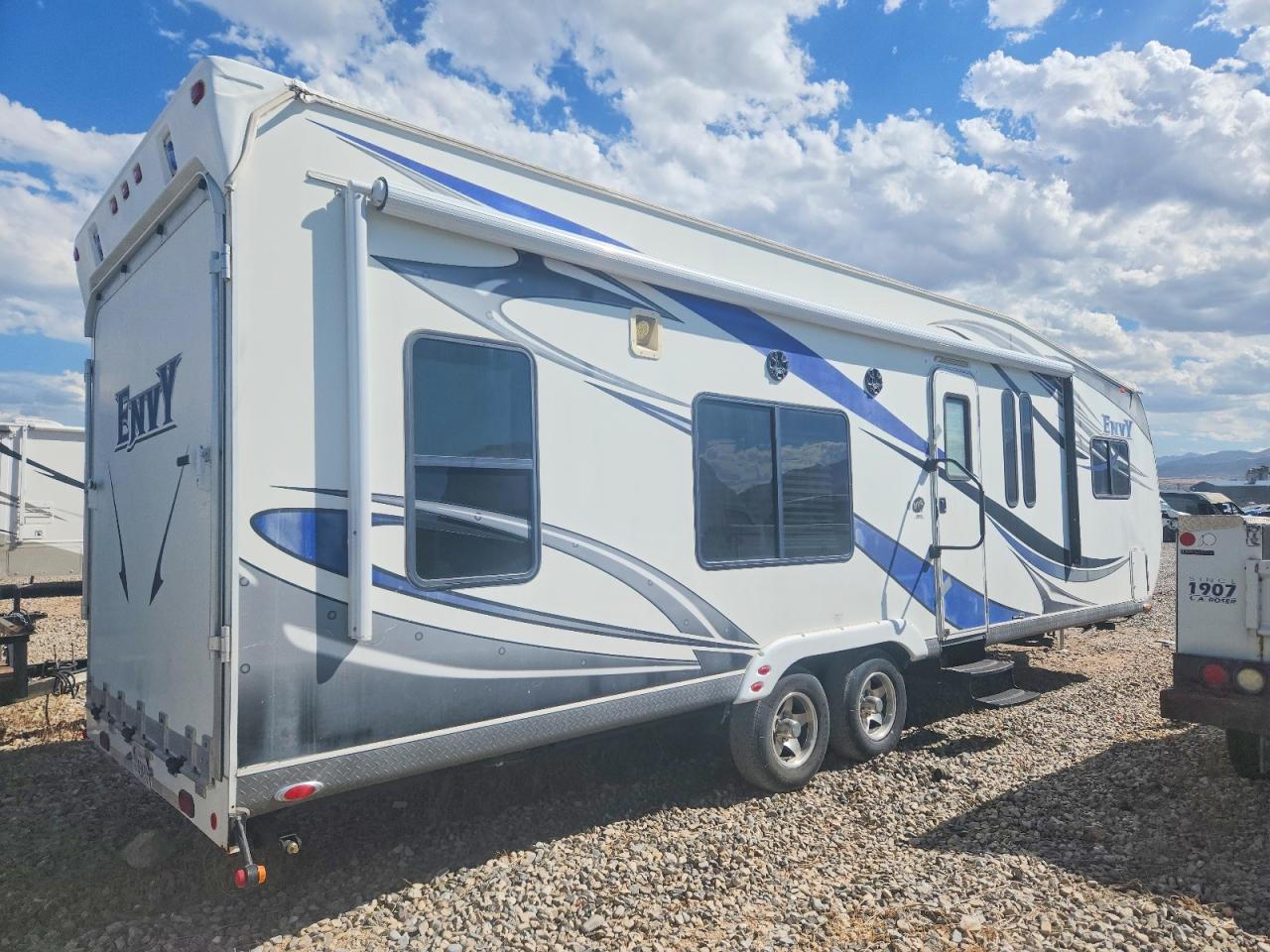 4XTTN3324BC374236 · 2011 TRAILER CAMPER · 4/10