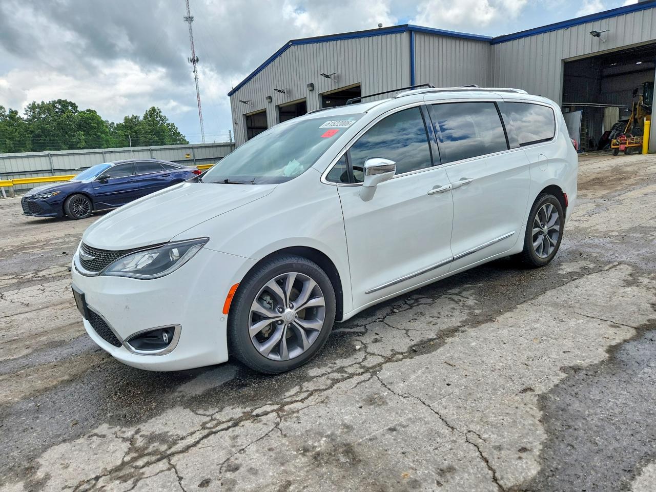 2C4RC1GG9LR103015 · 2020 CHRYSLER PACIFICA