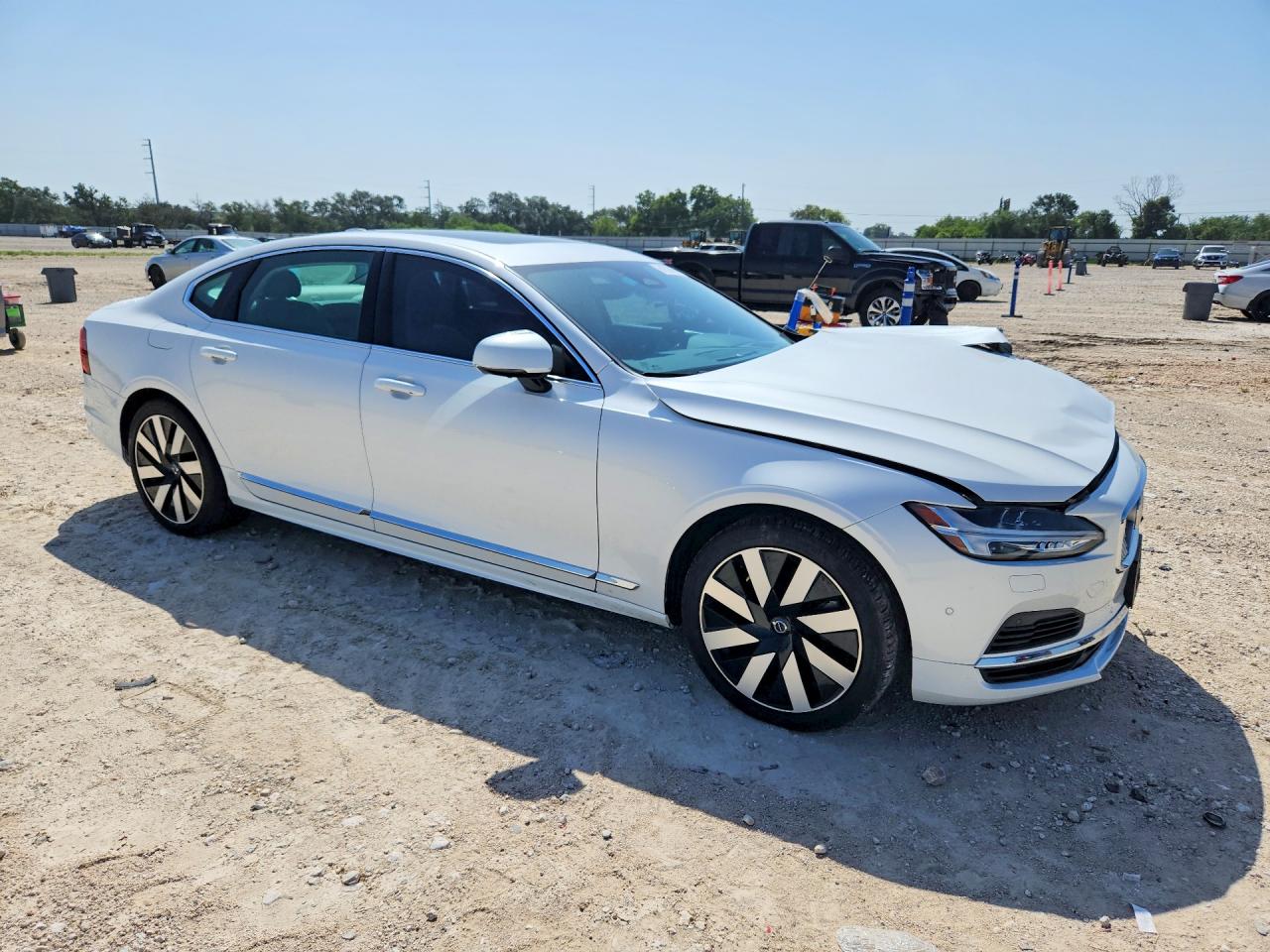 LVYH60AF8SP444752 · 2025 VOLVO S90 · 4/12